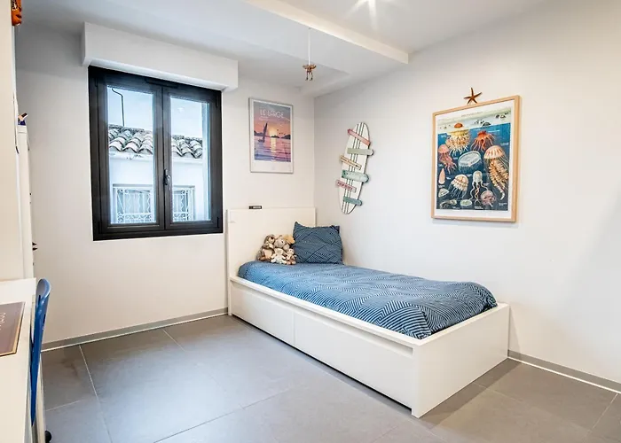 Aux Immortelles Вилла Ольуль